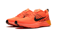 Lunar Roam "Hyper Crimson" HJ9145 809