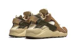 Air Huarache "Stussy - Desert Oak" DD1381 200
